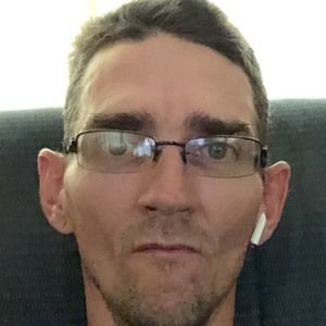 Meet your Posher, Brett